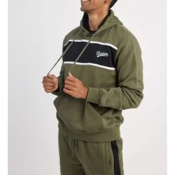 Sweat à Capuche Redskins Avec Manches Longues Et Col Croisé Vert Kaki Bicolore -Passons à la mode masculine ! 104363 139238vt sweat a capuche redskins avec manches longues et col croise vert kaki bicolore 04 600x600