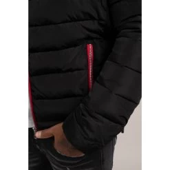 Doudoune Redskins Droite Avec Manches Longues Et Col à Capuche Noire -Passons à la mode masculine ! 104368 139233vt doudoune redskins droite avec manches longues et col a capuche noire 06 600x600