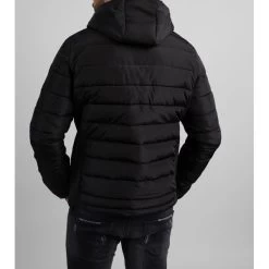 Doudoune Redskins Droite Avec Manches Longues Et Col à Capuche Noire -Passons à la mode masculine ! 104368 139233vt doudoune redskins droite avec manches longues et col a capuche noire 08 600x600