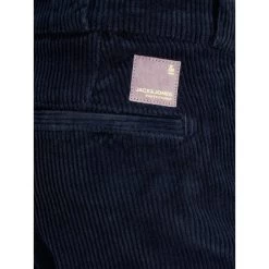 Pantalon 4 Poches Jack & Jones Kane En Coton Côtelé Bleu Marine -Passons à la mode masculine ! 105576 136491vt pantalon 4 poches jack et jones kane en coton cotele bleu marine 03 600x600