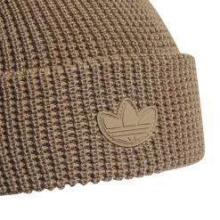 Bonnet ADIDAS Taupe -Passons à la mode masculine ! 105896 136056vt bonnet adidas taupe 03 600x600