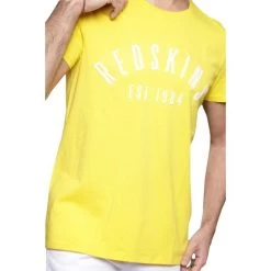 T-shirt Avec Manches Courtes Et Col Rond Redskins Coton Jaune -Passons à la mode masculine ! 111283 145990vt t shirt redskins en coton jaune a logo blanc a col rond et manches courtes 06 600x600