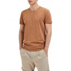 T-shirt Col Rond Selected En Coton Biologique Mélangé Avec Manches Courtes Camel -Passons à la mode masculine ! 111833 145173vt t shirt col rond selected en coton biologique melange avec manches courtes camel 03 600x600