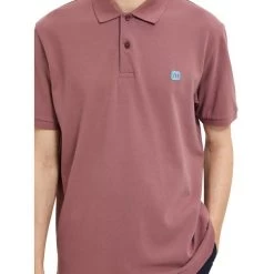 Polo En Maille Piquée Selected Dant En Coton Biologique Avec Manches Courtes Et Col Boutonné Rose -Passons à la mode masculine ! 111838 145168vt polo en maille piquee selected dant en coton biologique avec manches courtes et col boutonne rose 05 600x600