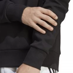 Sweat Adidas à Col Croisé à Capuche Noir En Partie En Matière Recyclée à Large Logo Poitrine Débossé Blanc -Passons à la mode masculine ! 111984 144917vt sweat adidas a col croise a capuche noir en partie en matiere recyclee a large logo poitrine debosse blanc 05 600x600