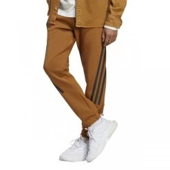 Jogging Adidas Bronze Regular Fit En Matières Recyclées à Bandes Latérales Noires -Passons à la mode masculine ! 111990 144904vt jogging adidas bronze regular fit en matieres recyclees a bandes laterales noires 04 600x600