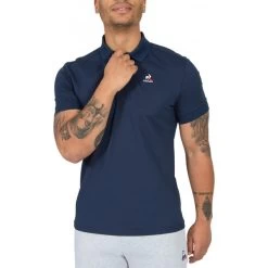 Le Coq Sportif Polo Coq Sportif Coton Avec Manches Courtes Et Col Boutonné Marine -Passons à la mode masculine ! 114463 148355vt polo avec manches courtes et col boutonne coq sportif marine 02 600x600