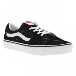 Baskets Basses Vans Sk8 En Cuir Nubuck Noire Et à Lacets Plats -Passons à la mode masculine ! 116979 18170ch baskets basses vans sk8 en cuir nubuck noire et a lacets plats 02 600x600