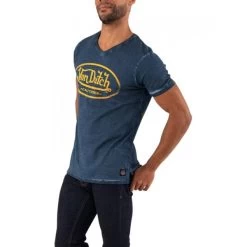 T-shirt Von Dutch Coton Avec Manches Courtes Et Col V Marine Délavé -Passons à la mode masculine ! 119530 157062vt t shirt von dutch coton avec manches courtes et col v marine delave 03 600x600