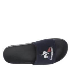 Claquettes Le Coq Sportif SLIDE LOGO Bleu Marine -Passons à la mode masculine ! 96647 12353ch claquettes le coq sportif slide logo bleu marine 05 600x600