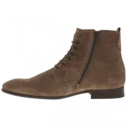 Boots Kost En Cuir Taupe JOE -Passons à la mode masculine ! 97411 14272ch boots kost en cuir taupe joe 03 600x600