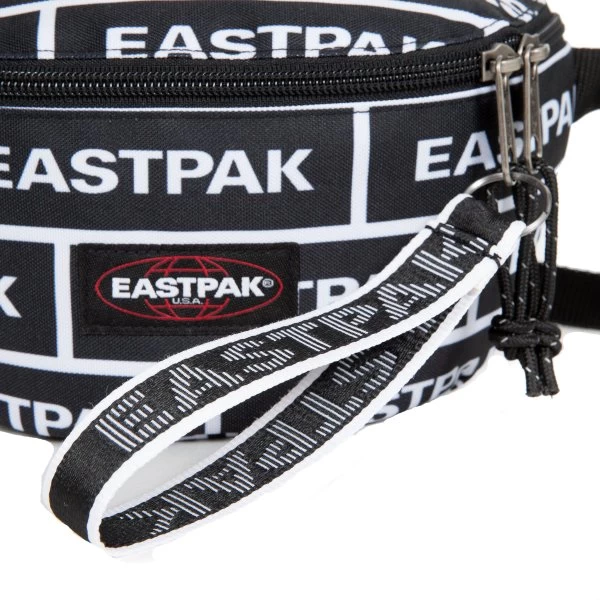 Sac Banane Springer Eastpak Noir à Motifs Eastpak 6 Sac Banane Springer Eastpak Noir à Motifs Eastpak – Image 4